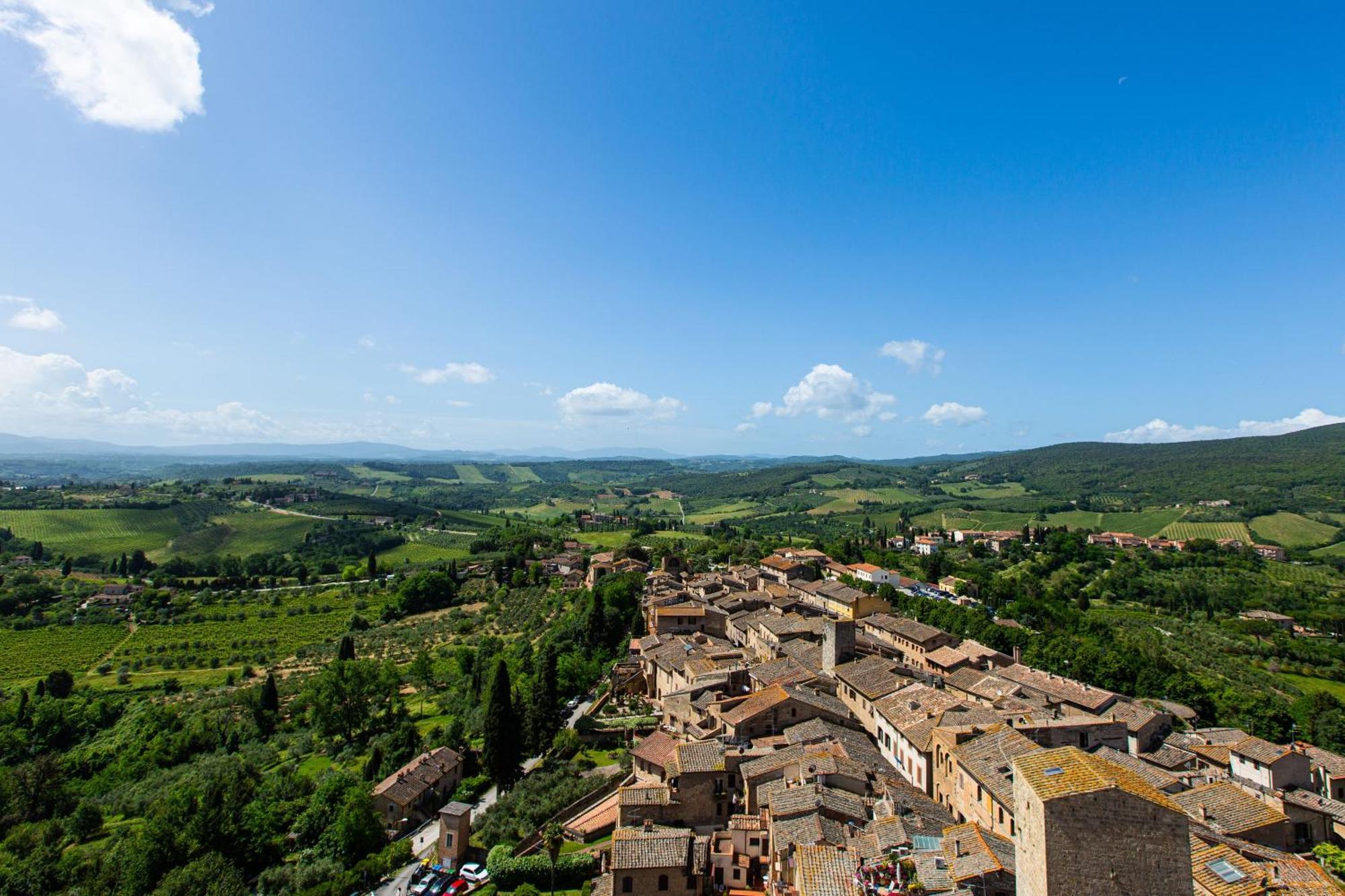 The Artists' Tower - Amazing View From The Tower Apartamento San Gimignano Exterior foto