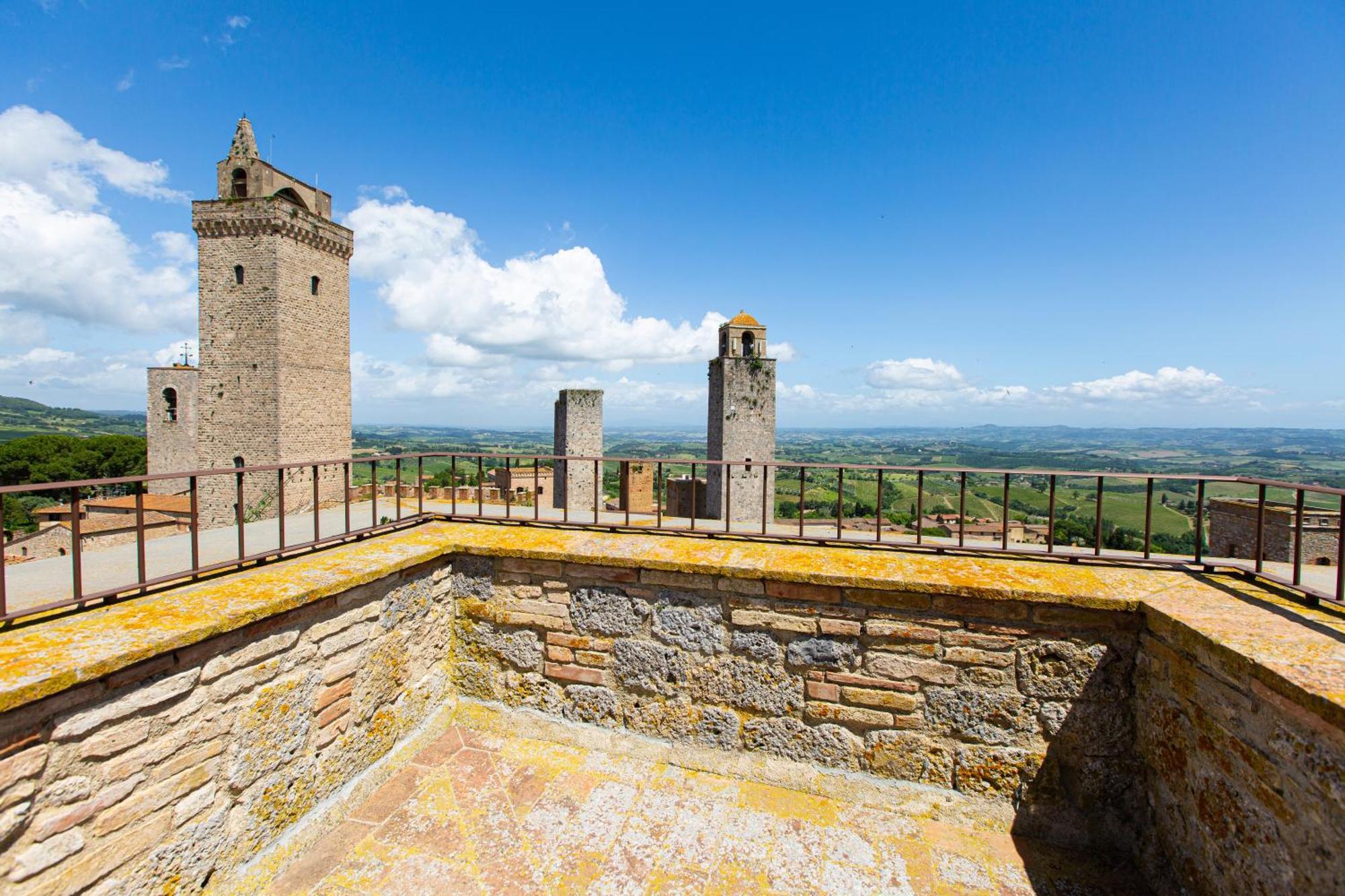 The Artists' Tower - Amazing View From The Tower Apartamento San Gimignano Exterior foto
