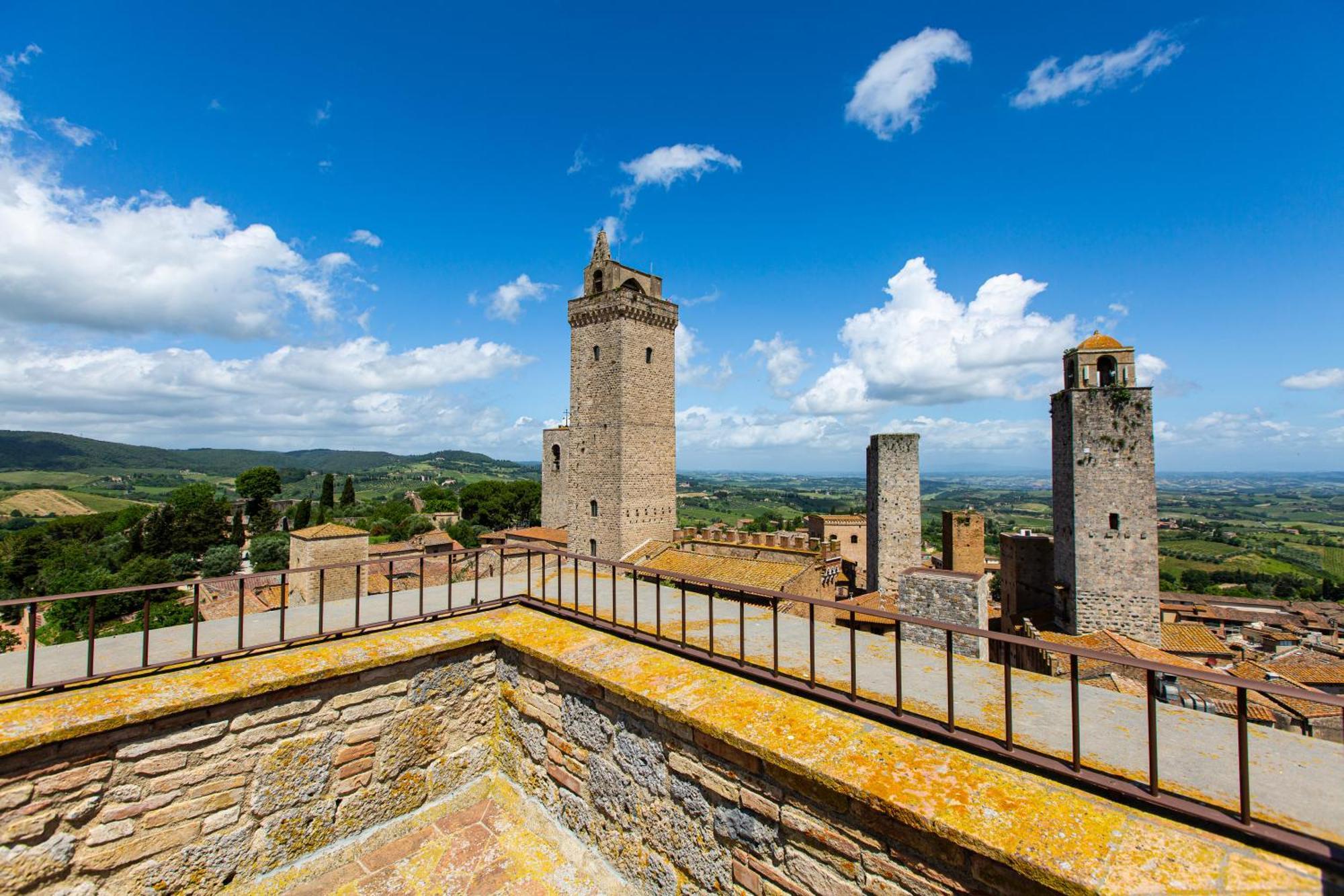 The Artists' Tower - Amazing View From The Tower Apartamento San Gimignano Exterior foto