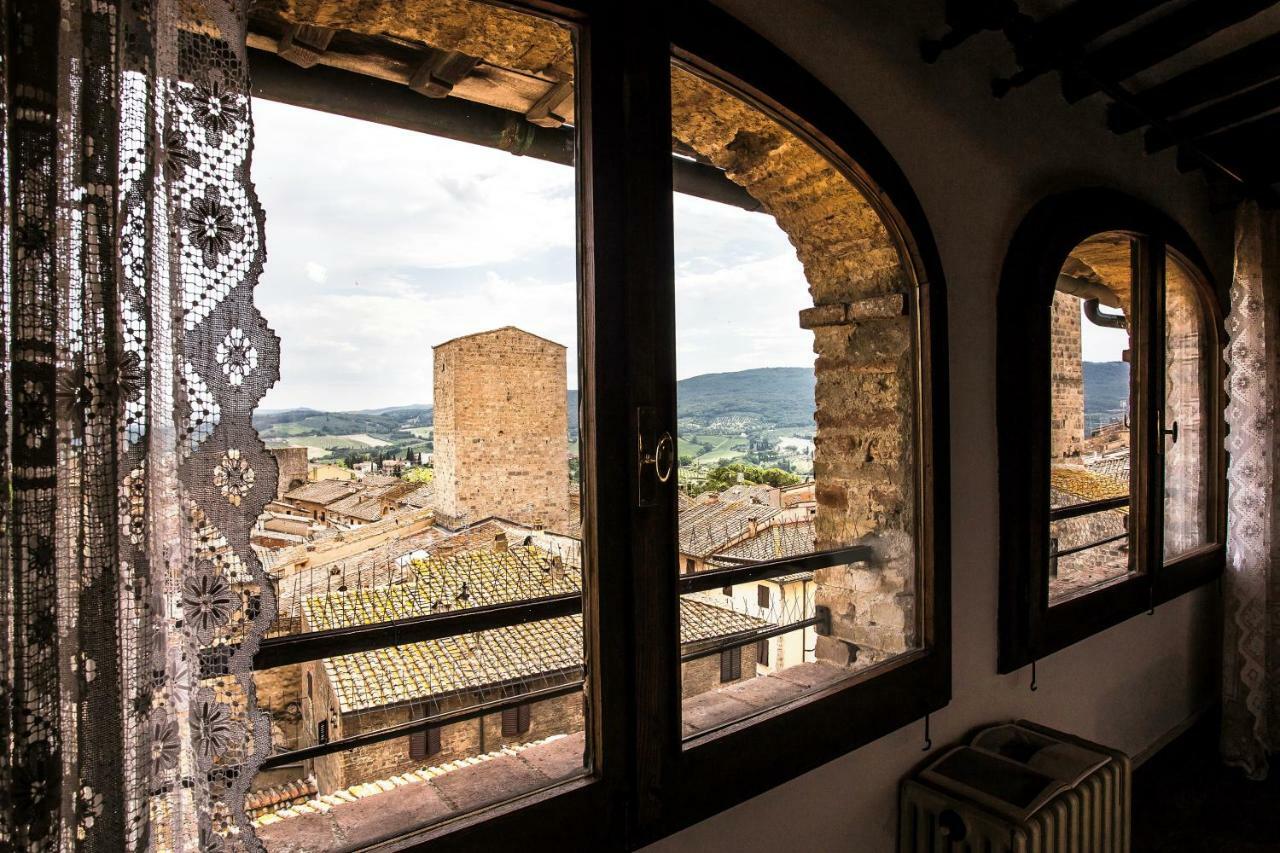 The Artists' Tower - Amazing View From The Tower Apartamento San Gimignano Exterior foto